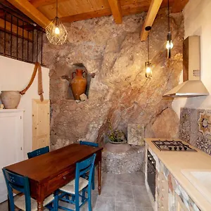 Casa vacanze Casa La Rocca Forza dʼAgro